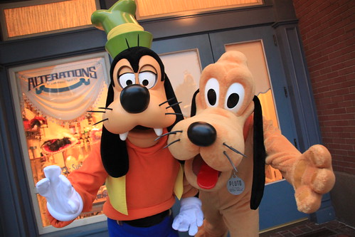 20120209_Hong Kong Disneyland Character Greeting
